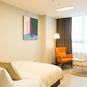 Celebstay Songdo Halla Western Park 아파트호텔 Yeonsu