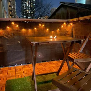  Holiday home Yaino Teras: Cozy Near Tenjinbashisuji 6-chome Station Japan